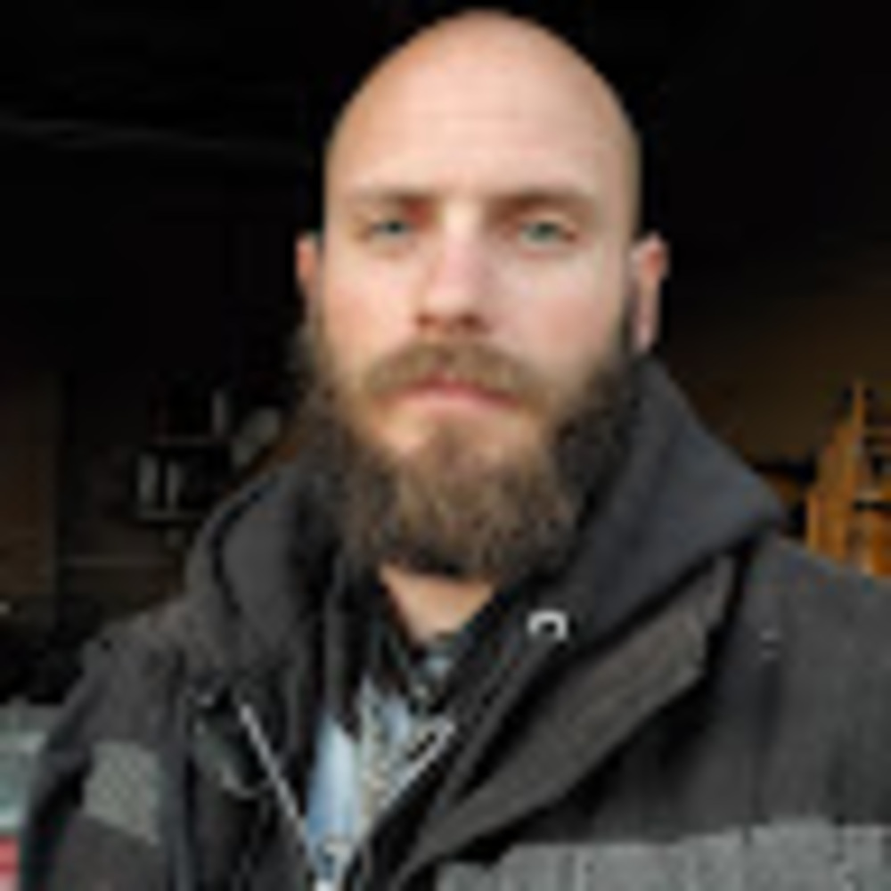 Meet your Posher, Lang